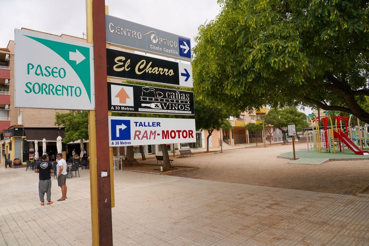 Paseo Sorrento en el Polígono de Santa Ana