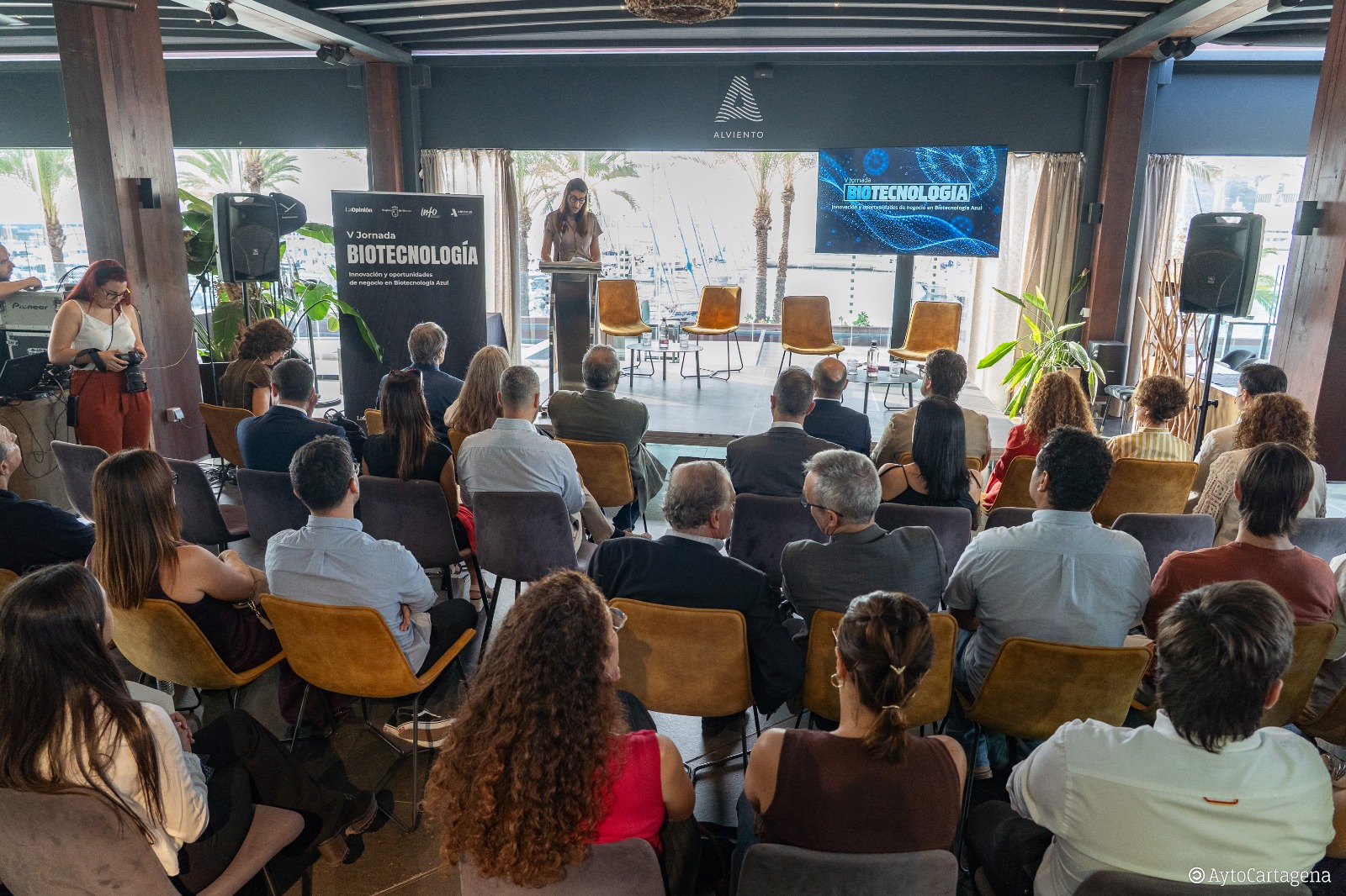 Cartagena acoge un foro sobre las oportunidades de negocio en economía azul